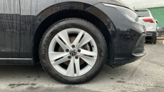 Volkswagen Golf 1.5 TSI 150 Life 5dr Petrol Hatchback